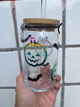 Load image into Gallery viewer, Zarape Pumpkin and Bats Custom Glass tumbler