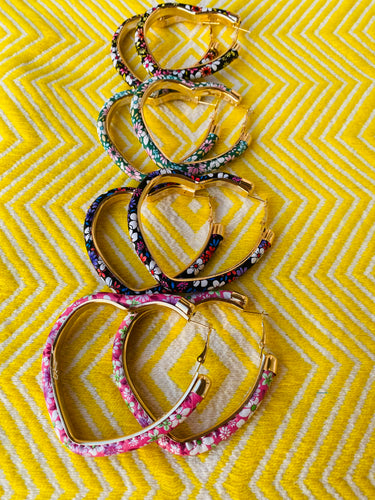 Summer Flower Corazón Hoop earrings